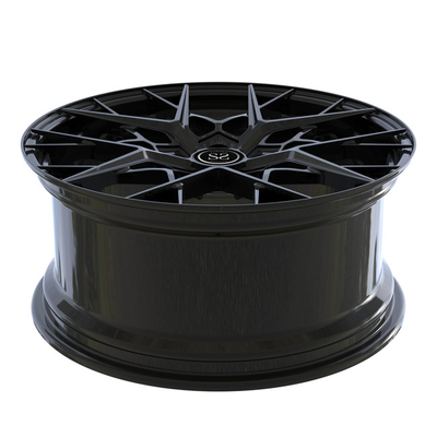 عجلات مصنوعة من قطعتين من قطعتين باللون الأسود اللامع مقاس 19 بوصة لحافات شفاه أودي RS3 المتدرجة لعام 2019