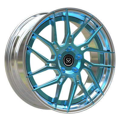 20 * 8.5 عجلات مصقولة من قطعتين مزورة باللون الأزرق مكبرات صوت مصقولة لحواف الشفاه المتدرجة T6