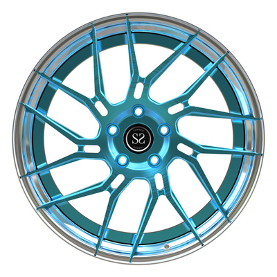 20 * 8.5 عجلات مصقولة من قطعتين مزورة باللون الأزرق مكبرات صوت مصقولة لحواف الشفاه المتدرجة T6