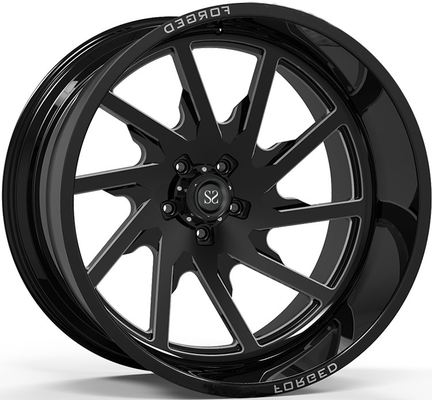 إيقاف راد ريم 24 × 12 و 24 × 14 ملمع شفاه سوداء عميقة حسب الطلب 4x4 عجلات ريم
